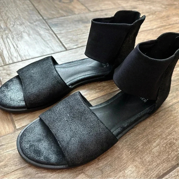 Eileen Fisher Gladiator Style Back Zip Flat Sandals Black Nubuck Open Toe Sz 7.5 - Picture 1 of 8